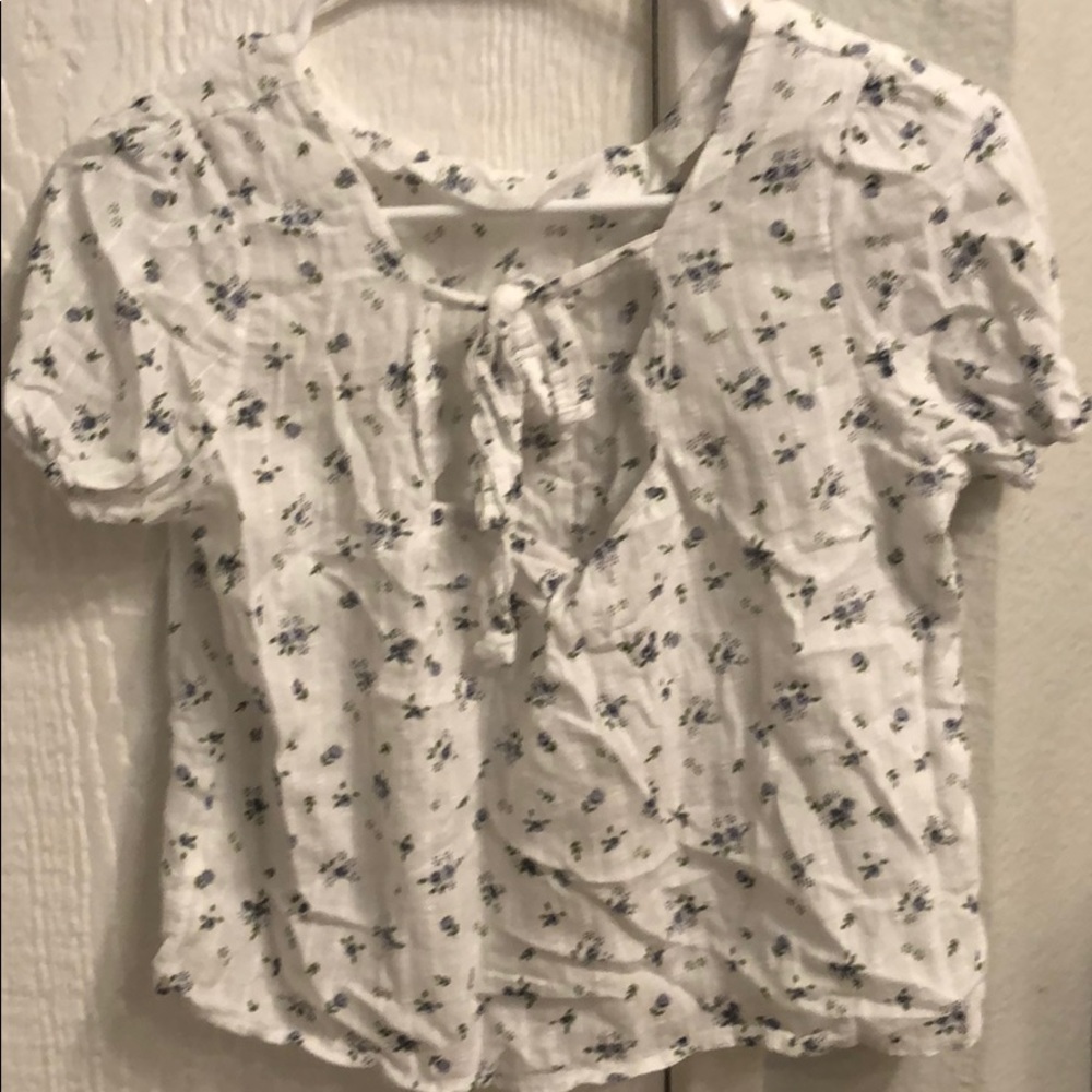 Floral Blouse - Picture 2 of 4